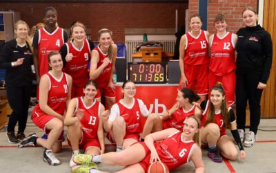 1. Damen bleiben oben dran